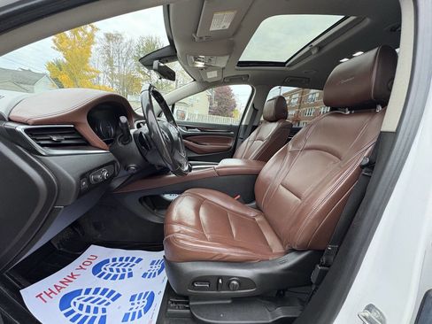 Used 2018 Buick Enclave Avenir image 25