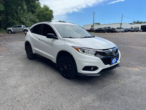 Used 2021 Honda HR-V Sport image 9