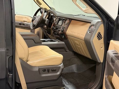 Used 2011 Ford F350 Lariat w/ Snow Plow Prep Pkg image 11