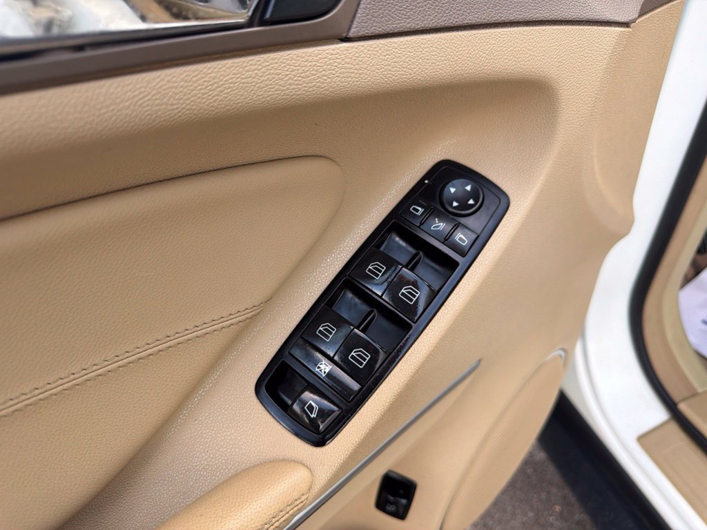 Used 2010 Mercedes-Benz GL 450 4MATIC image 17