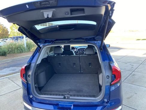 Used 2022 GMC Terrain SLT w/ LPO, Floor Liner Package image 25