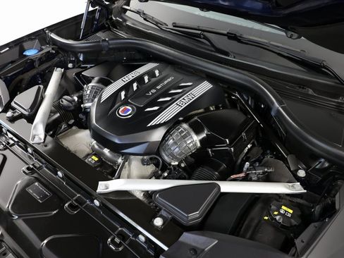 Used 2021 BMW ALPINA XB7 image 38