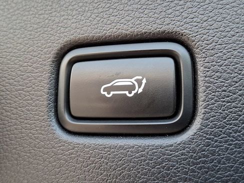 Used 2024 Hyundai Palisade Limited AWD/4WD image 32