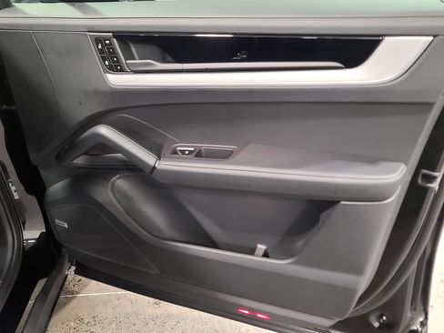 New 2026 Porsche Cayenne Coupe image 28