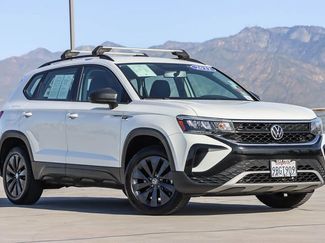 Used 2022 Volkswagen Taos S video 2