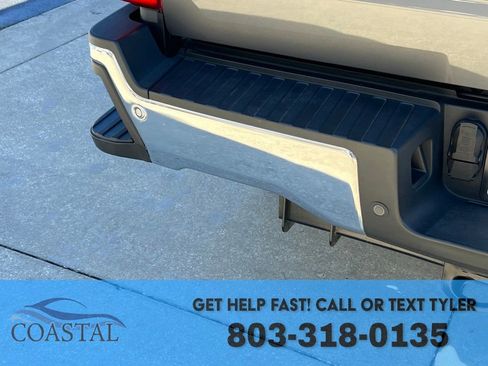 Used 2025 Ford F250 Lariat w/ Chrome Package image 35