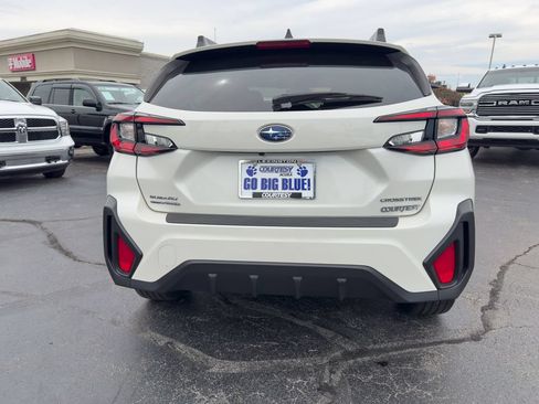 Used 2024 Subaru Crosstrek 2.0i Premium AWD/4WD image 6