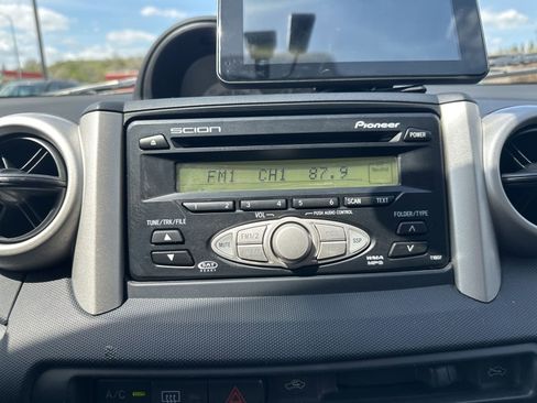Used 2006 Scion xA FWD image 36