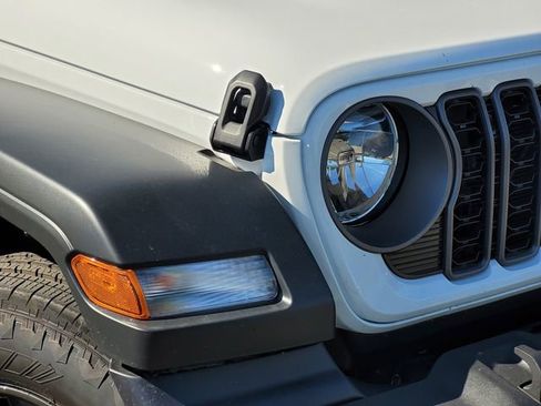 New 2026 Jeep Wrangler Unlimited Sport AWD/4WD image 10