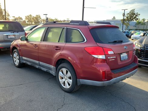 Used 2012 Subaru Outback 2.5i Premium image 5