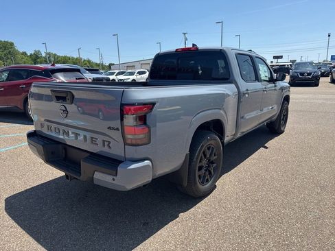 New 2026 Nissan Frontier SV AWD/4WD image 7