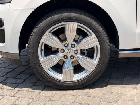 Used 2024 Ford Expedition Max King Ranch RWD image 13