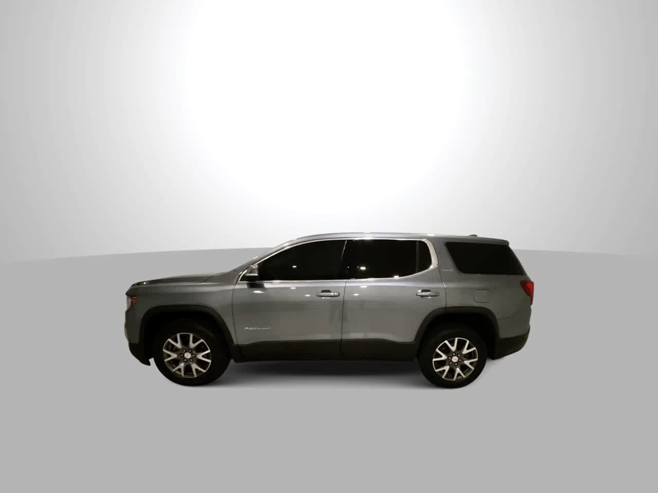 Used 2021 GMC Acadia SLE w/ LPO, Floor Liner Package AWD/4WD image 5