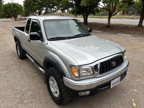 Used 2003 Toyota Tacoma PreRunner image 10