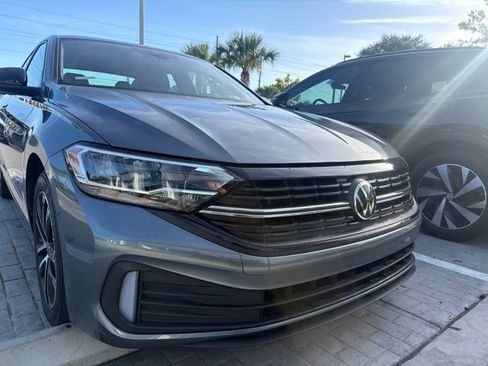 Used 2024 Volkswagen Jetta Sport FWD image 5