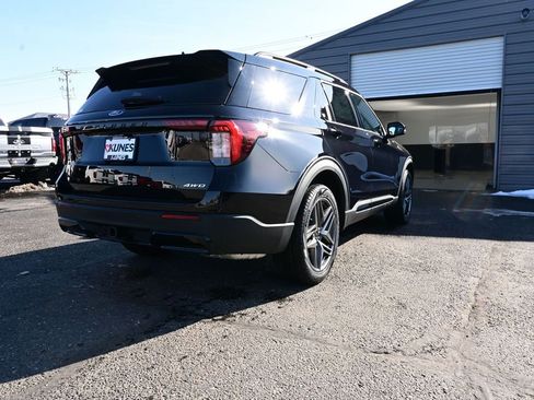 New 2026 Ford Explorer ST-Line w/ ST-Line Street Pack image 11