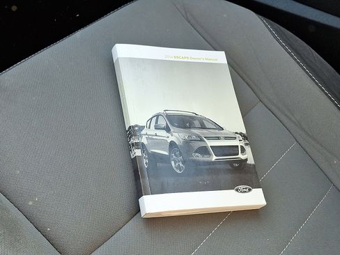 Used 2014 Ford Escape SE image 24