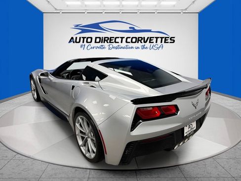 Used 2017 Chevrolet Corvette Grand Sport w/ Z07 Performance Package RWD image 12