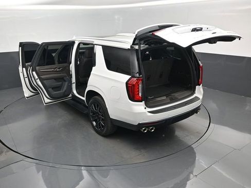 Used 2021 GMC Yukon Denali w/ Denali Premium Package RWD image 30