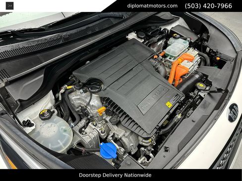 Used 2018 Kia Niro EX Premium image 43