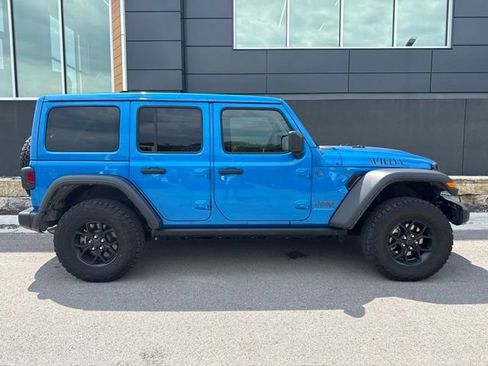 Used 2024 Jeep Wrangler Unlimited AWD/4WD image 2