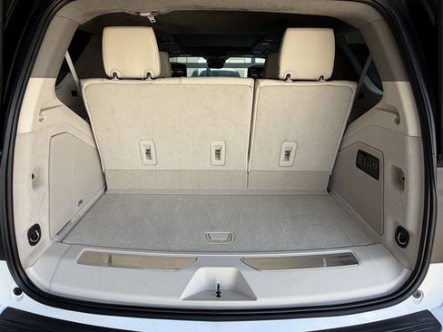 Used 2024 Cadillac Escalade Sport Platinum AWD/4WD image 40