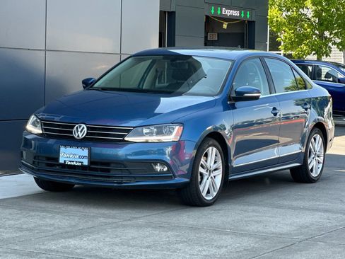 Used 2017 Volkswagen Jetta SEL FWD image 7