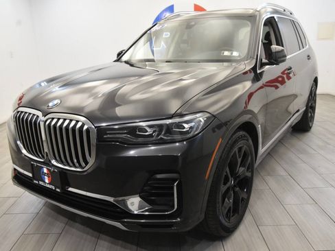 Used 2020 BMW X7 xDrive40i w/ Cold Weather Package image 1