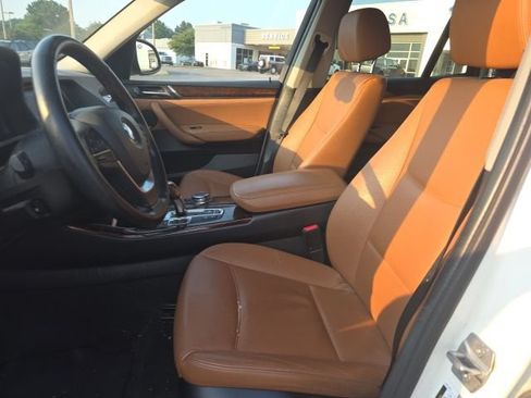 Used 2016 BMW X3 xDrive28i AWD/4WD image 9