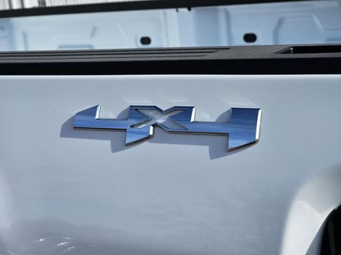 New 2026 GMC Sierra 2500 Pro w/ Convenience Package image 6