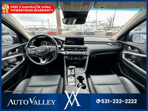 Used 2025 Genesis G70 2.5T RWD image 28