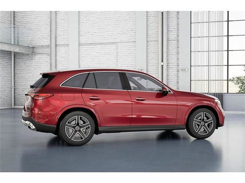 New 2026 Mercedes-Benz GLC 300 4MATIC image 18