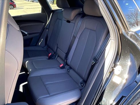 Used 2025 Audi Q5 Premium w/ Premium Plus AWD/4WD image 19
