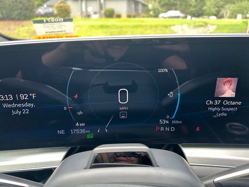 Used 2024 Cadillac Lyriq Sport RWD image 25