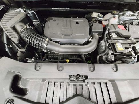 Used 2025 Chevrolet Blazer LT w/ Midnight/Sport Edition image 13