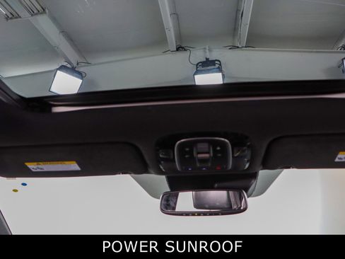 Used 2020 Hyundai Palisade Limited FWD image 21