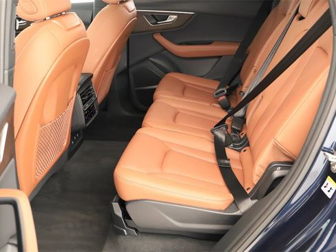 Certified 2025 Audi Q7 2.0T Premium Plus w/ Premium Plus Package image 28