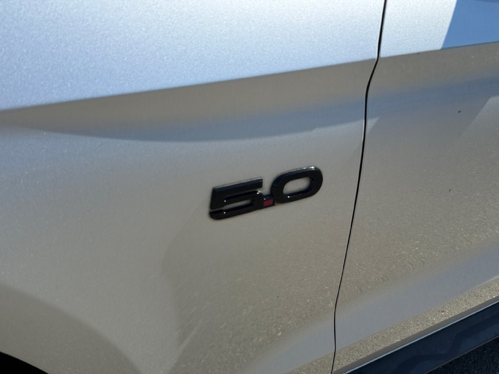 Used 2017 Ford Mustang GT Premium w/ Equipment Group 401A RWD image 34