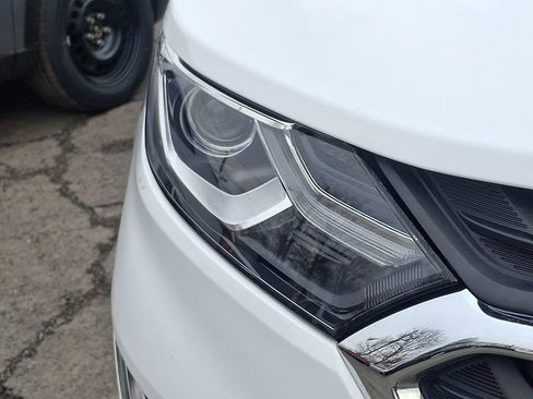 Used 2021 Chevrolet Equinox LT image 35