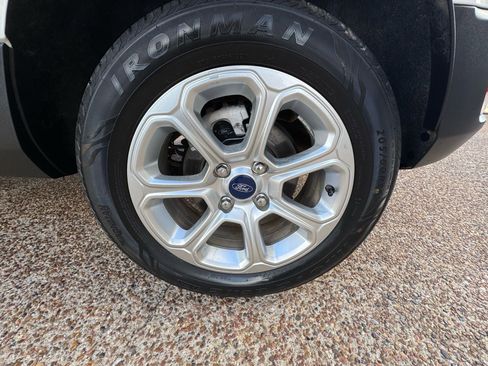 Used 2020 Ford EcoSport SE w/ SE Convenience Package image 35