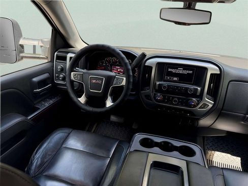 Used 2015 GMC Sierra 1500 SLE w/ SLE Value Package AWD/4WD image 17