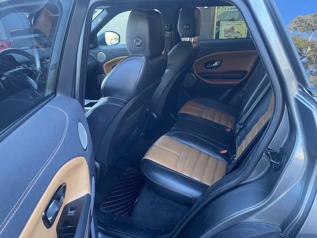 Used 2019 Land Rover Range Rover Evoque HSE Dynamic AWD/4WD image 12