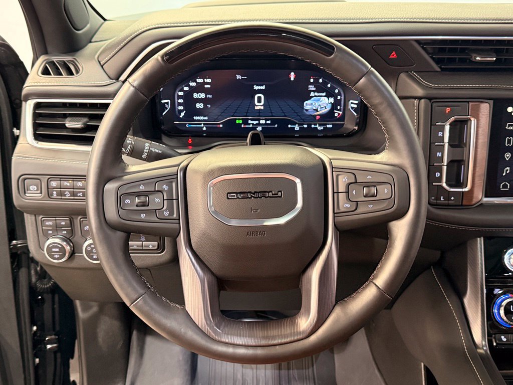 Used 2024 GMC Yukon Denali Ultimate AWD/4WD image 23