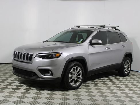 Used 2019 Jeep Cherokee Latitude Plus FWD image 27