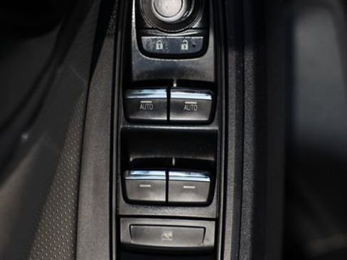 Used 2017 Subaru Impreza 2.0i Limited w/ Moonroof/BSD & Rcta/Eyesight image 13