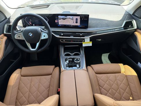 New 2027 BMW X7 xDrive40i w/ Executive Package AWD/4WD image 15