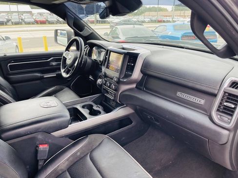 Used 2021 RAM 1500 Laramie w/ Sport Appearance Package AWD/4WD image 29