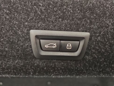 New 2026 BMW 330i Sedan w/ Premium Package image 14