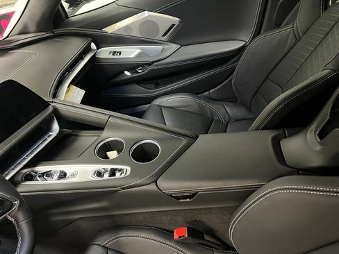 New 2026 Chevrolet Corvette Stingray Premium Cpe w/ Z51 Performance Package RWD image 40