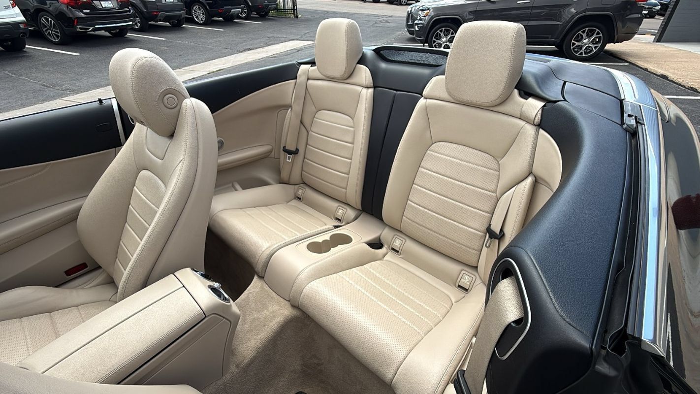 Used 2020 Mercedes-Benz C 300 4MATIC Cabriolet w/ Parking Assistance Package image 19